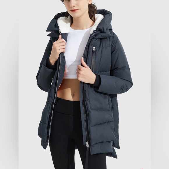 Stylish Navy Puffer Jacket - Picture 3 of 10
